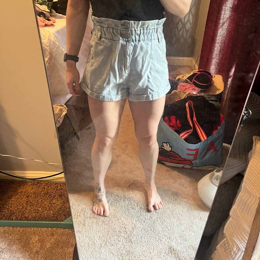 Women's Light Wash “Mom” Shorts